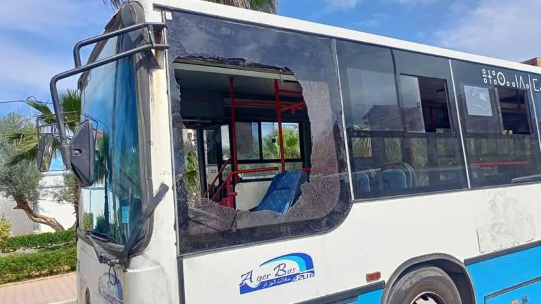 17 جريحا في حادث اصطدام حافلة “ايتوزا” بجدار بالعاصمة 17 جريحا في حادث اصطدام حافلة “ايتوزا” بجدار بالعاصمة