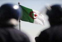 قلق من تزايد استخدام الأسلحة النارية في جرائم السطو والقتل بالجزائر قلق من تزايد استخدام الأسلحة النارية في جرائم السطو والقتل بالجزائر