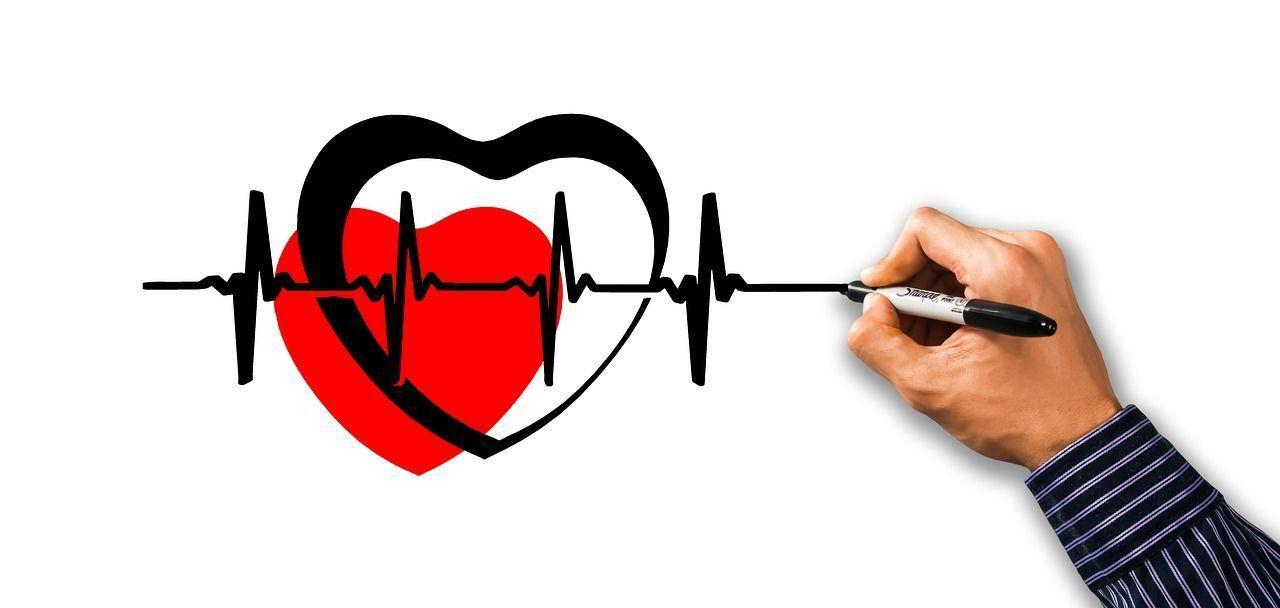 هل تعاني من خفقان القلب؟ هذه أسبابه وعلامات خطورته هل تعاني من خفقان القلب؟ هذه أسبابه وعلامات خطورته