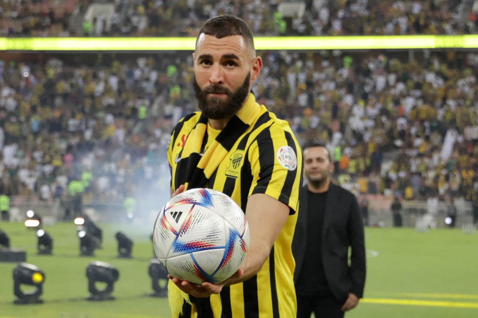 بنزيما: اخترت السعودية لأنني مسلم وأريد تعلم العربية بنزيما: اخترت السعودية لأنني مسلم وأريد تعلم العربية