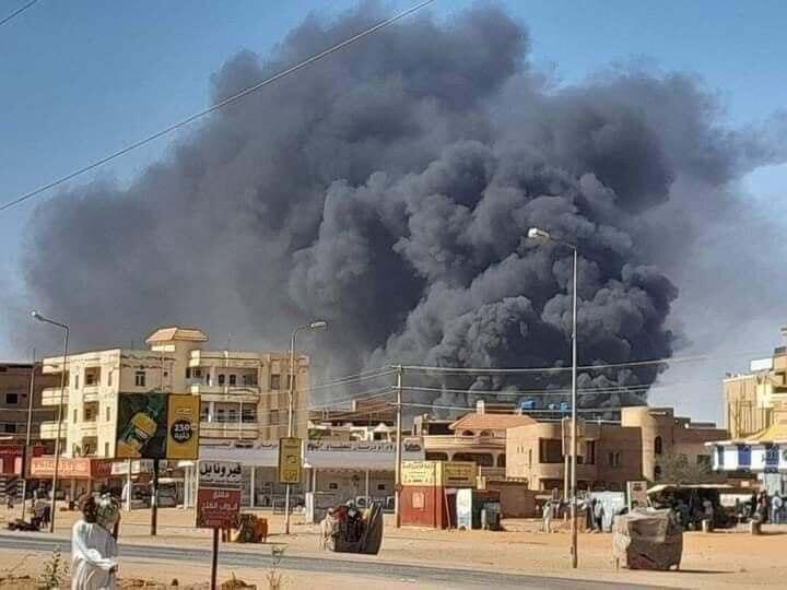 الجزائر تدين بشدة اقتحام مبنى سفارتها بالخرطوم الجزائر تدين بشدة اقتحام مبنى سفارتها بالخرطوم