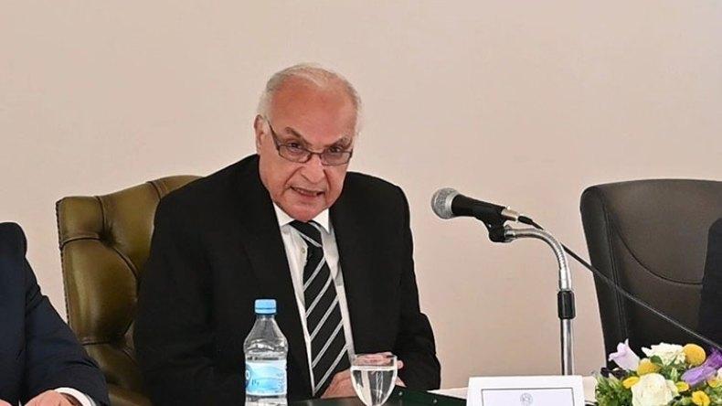 الطاقة تجرّ قاطرة السياسة والدبلوماسية الجزائرية الطاقة تجرّ قاطرة السياسة والدبلوماسية الجزائرية