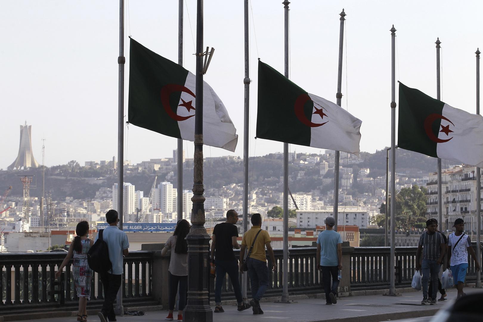 وزير جزائري عن قضية مخدر الأسنان: لوبيات أرادت فرض الدواء الفرنسي الذي رفضناه وزير جزائري عن قضية مخدر الأسنان: لوبيات أرادت فرض الدواء الفرنسي الذي رفضناه