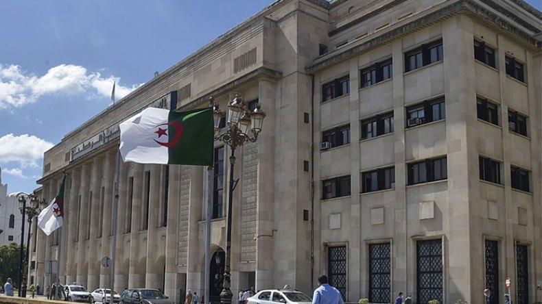 هذه شروط قبول مشاريع القوانين بالبرلمان مُستقبلا هذه شروط قبول مشاريع القوانين بالبرلمان مُستقبلا