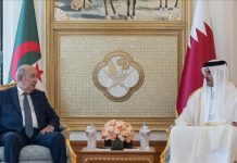 أمير قطر ورئيس الجزائر يبحثان سبل تعزيز العلاقات الثنائية أمير قطر ورئيس الجزائر يبحثان سبل تعزيز العلاقات الثنائية
