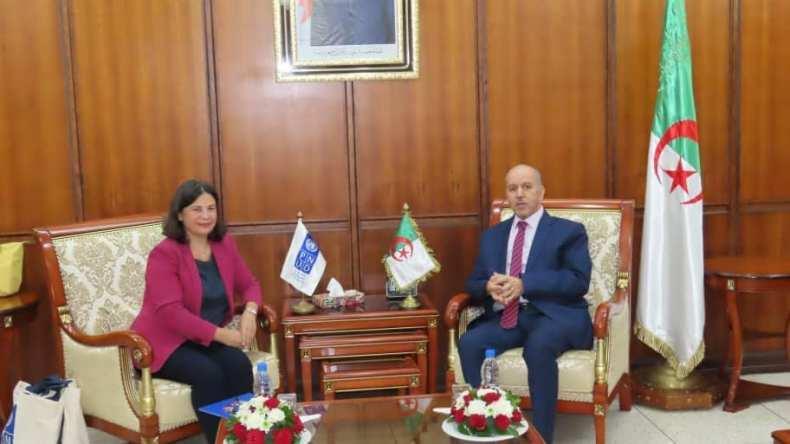 هذا ما بحثه وزير الصحة مع ممثلة الأمم المتحدة بالجزائر هذا ما بحثه وزير الصحة مع ممثلة الأمم المتحدة بالجزائر