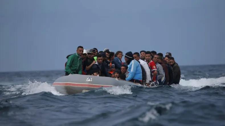 تفكيك شبكة دولية لتنظيم رحلات الهجرة السريّة من المغرب تفكيك شبكة دولية لتنظيم رحلات الهجرة السريّة من المغرب