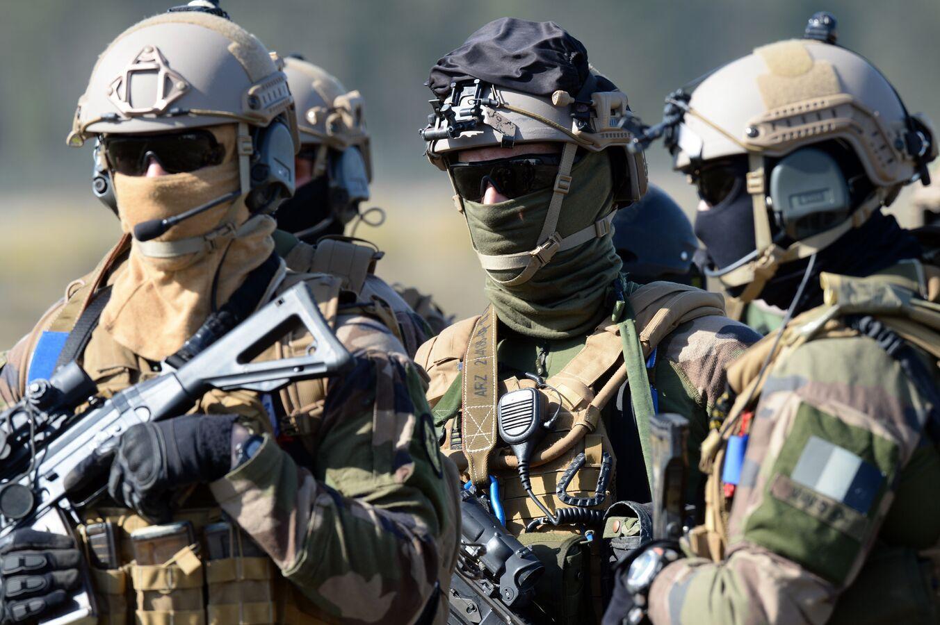 أكاديمي جزائري: فرنسا تدفع نحو أعمال عسكرية في النيجر والخطوة توتر علاقتها ببلادنا أكثر أكاديمي جزائري: فرنسا تدفع نحو أعمال عسكرية في النيجر والخطوة توتر علاقتها ببلادنا أكثر