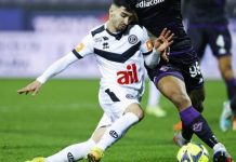 هكذا أعلن سان جيلواز البلجيكي عن تعاقده مع الجزائري عمورة هكذا أعلن سان جيلواز البلجيكي عن تعاقده مع الجزائري عمورة