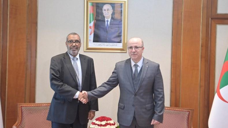 محادثات ثنائية بين بن عبد الرحمان والوزير الأول الصحراوي محادثات ثنائية بين بن عبد الرحمان والوزير الأول الصحراوي