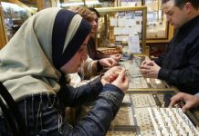 المرأة الجزائرية… حكايات جميلة ورصينة بأمثال شعبية المرأة الجزائرية... حكايات جميلة ورصينة بأمثال شعبية