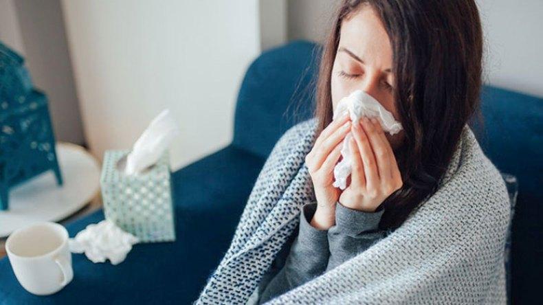 مضاعفات فيروس الأنفلونزا الموسمية تنهك أجساد المرضى مضاعفات فيروس الأنفلونزا الموسمية تنهك أجساد المرضى