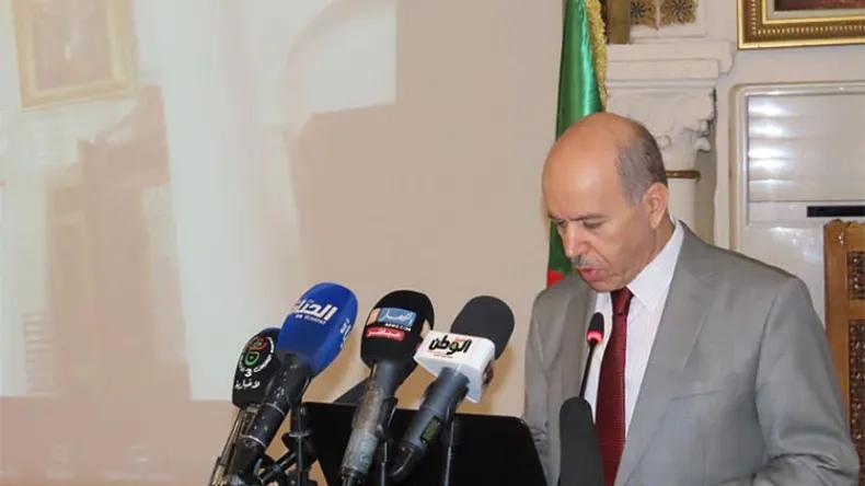 سايحي يحذّر من الاتجاه التصاعدي لمرض السرطان في الجزائر سايحي يحذّر من الاتجاه التصاعدي لمرض السرطان في الجزائر