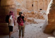 الحرب على غزة تدفع صندوق النقد لمراجعة توقعاته لنمو اقتصادات المنطقة الحرب على غزة تدفع صندوق النقد لمراجعة توقعاته لنمو اقتصادات المنطقة