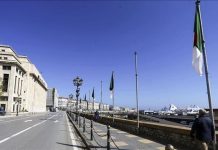 الجزائر تدخل صمتا انتخابيا قبل اقتراع الرئاسة السبت الجزائر تدخل صمتا انتخابيا قبل اقتراع الرئاسة السبت