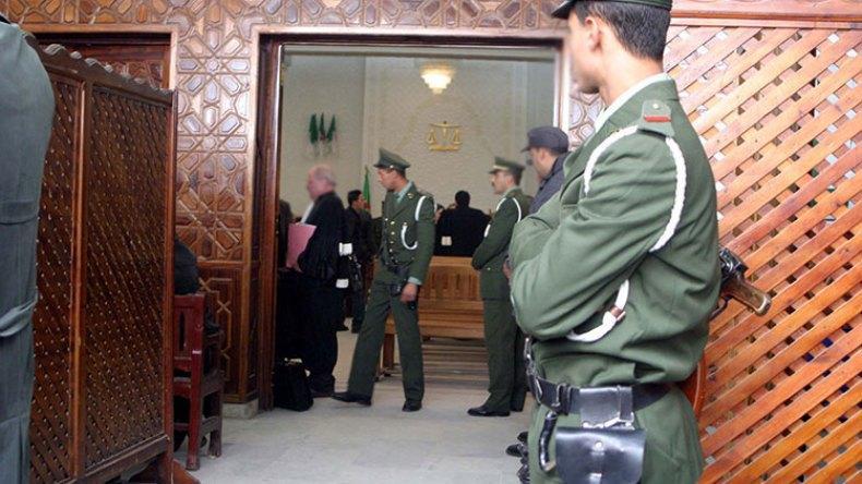 ثلاث سنوات نافذة لـ”سيناتورة” ووالدها وزوجها ثلاث سنوات نافذة لـ”سيناتورة” ووالدها وزوجها