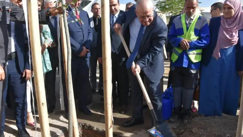 فلاحة.. شرفة يُعلن انطلاق حملة الحرث والبذر للموسم الفلاحي الجديد فلاحة.. شرفة يُعلن انطلاق حملة الحرث والبذر للموسم الفلاحي الجديد