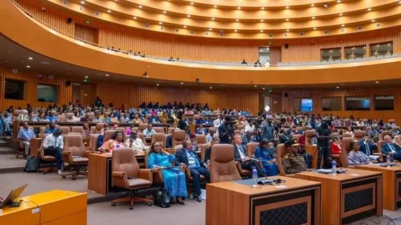 الجزائر تشارك في أشغال الدورة 81 للجنة الافريقية لحقوق الانسان الجزائر تشارك في أشغال الدورة 81 للجنة الافريقية لحقوق الانسان