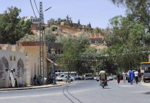 اغتيال سائحة سويسرية في صحراء الجزائر يخلط أوراق الأمن والموسم السياحي اغتيال سائحة سويسرية في صحراء الجزائر يخلط أوراق الأمن والموسم السياحي