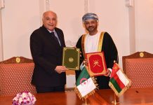 الجزائر وعُمان توقعان ثماني اتفاقيات في الطاقة والمالية والتجارة الجزائر وعُمان توقعان ثماني اتفاقيات في الطاقة والمالية والتجارة