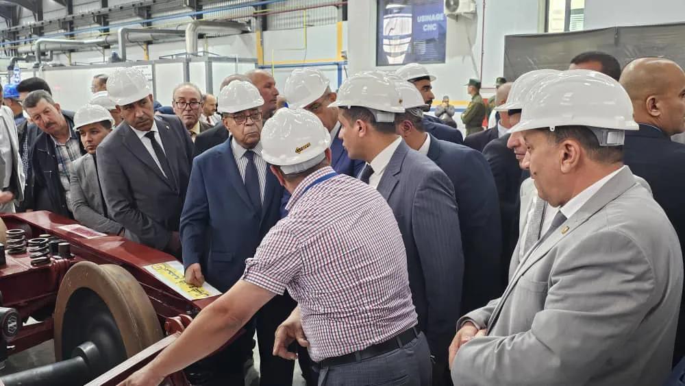 عون يدشن مركبا صناعيا لإنتاج قطع غيار المركبات في المسيلة عون يدشن مركبا صناعيا لإنتاج قطع غيار المركبات في المسيلة