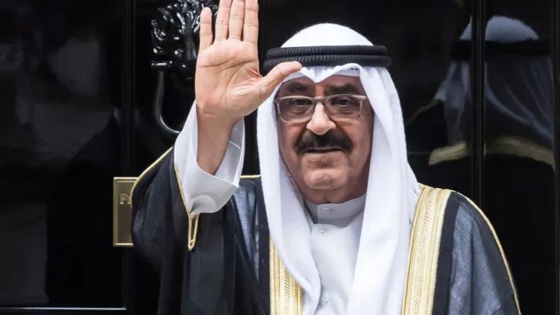 أمير الكويت يهنئ الرئيس تبون بمناسبة سبعينية الثورة أمير الكويت يهنئ الرئيس تبون بمناسبة سبعينية الثورة