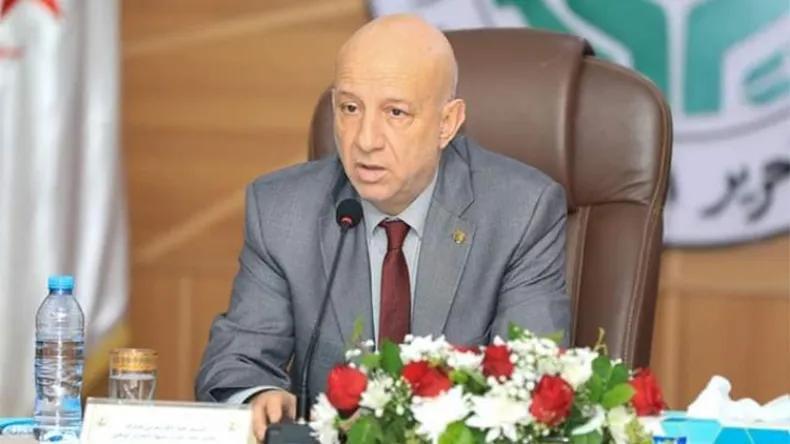 “الأفلان” يشرع في تجنيد منتخبيه لانتخابات مجلس الأمة “الأفلان” يشرع في تجنيد منتخبيه لانتخابات مجلس الأمة