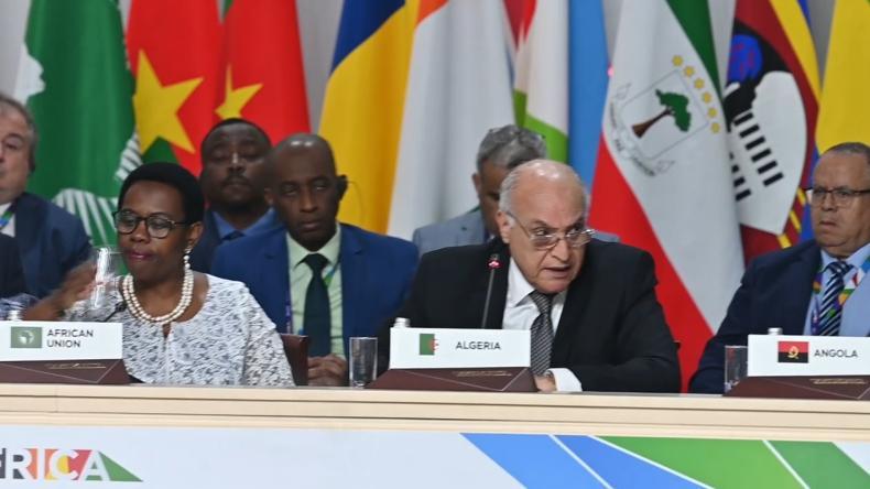 كلمة عطاف في الدورة الأولى للمؤتمر الوزاري لمنتدى الشراكة الإفريقية-الروسية كلمة عطاف في الدورة الأولى للمؤتمر الوزاري لمنتدى الشراكة الإفريقية-الروسية