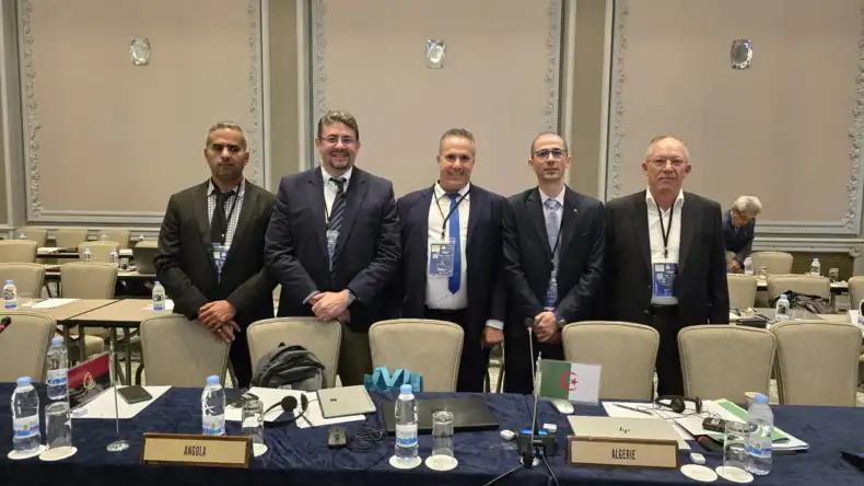 الجزائر ترأس الدورة الاستثنائية الـ24 لـ “إيكات” بقبرص الجزائر ترأس الدورة الاستثنائية الـ24 لـ “إيكات” بقبرص