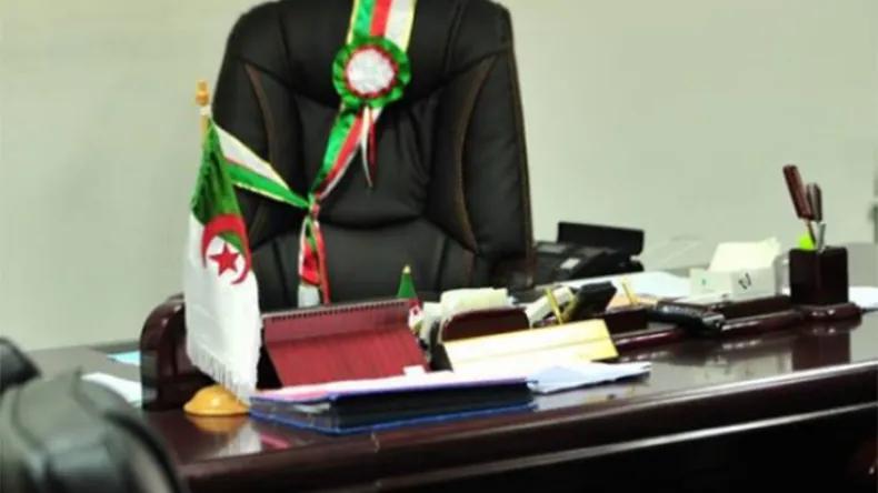 إصلاح آلية انتخاب رئيس البلدية وتوسيع صلاحيات المُنتخبين إصلاح آلية انتخاب رئيس البلدية وتوسيع صلاحيات المُنتخبين