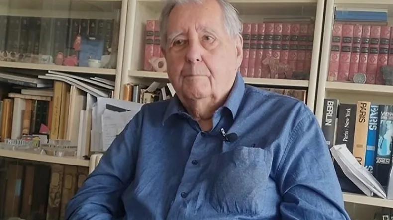 700 ألف فرنسي اختاروا دعم القضية الجزائرية بشكل فعال 700 ألف فرنسي اختاروا دعم القضية الجزائرية بشكل فعال