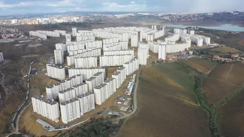 وزير السكن يتفقد مشروع 10507 سكن بالرحمانية وزير السكن يتفقد مشروع 10507 سكن بالرحمانية