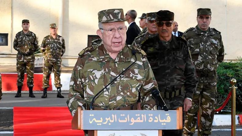 شنقريحة: أبواق تحاول إثارة البلبلة وسط الرأي العام شنقريحة: أبواق تحاول إثارة البلبلة وسط الرأي العام
