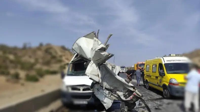 حادث اصطدام تسلسلي بالمسيلة يُخلف 6 مصابين حادث اصطدام تسلسلي بالمسيلة يُخلف 6 مصابين