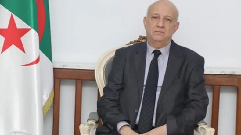 بن مبارك: “الأفلان” ليس سجلا تجاريًّا للمتسلّقين والدخلاء بن مبارك: “الأفلان” ليس سجلا تجاريًّا للمتسلّقين والدخلاء