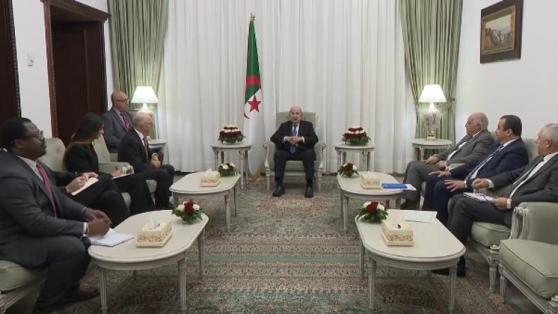 رئيس الجمهورية عبد المجيد تبون يستقبل روبرت فلويد رئيس الجمهورية عبد المجيد تبون يستقبل روبرت فلويد