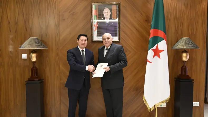الوزير عطاف يتسلم أوراق اعتماد سفيري سيراليون وكازاخستان الوزير عطاف يتسلم أوراق اعتماد سفيري سيراليون وكازاخستان