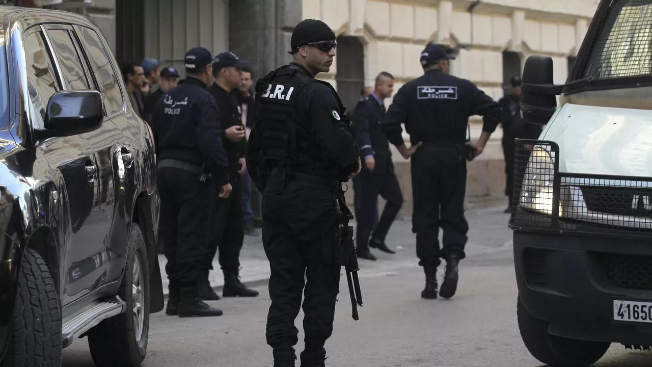 خبير: الدول المعادية للجزائر تحرك 3 تنظيمات إرهابية لزعزعة الاستقرار فيها خبير: الدول المعادية للجزائر تحرك 3 تنظيمات إرهابية لزعزعة الاستقرار فيها