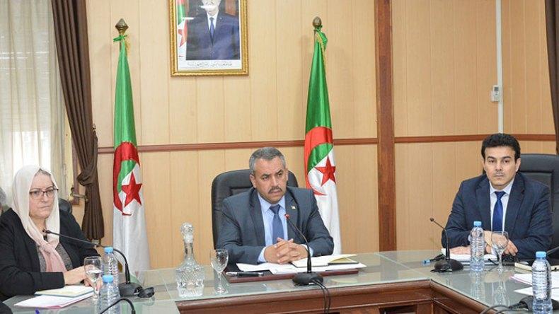 تفاصيل الزيادات في رواتب مستخدمي التربية تفاصيل الزيادات في رواتب مستخدمي التربية
