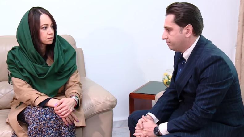 تحطم الطائرة الأذربيجانية.. منصوري توقع على سجل التعازي بمقر السفارة تحطم الطائرة الأذربيجانية.. منصوري توقع على سجل التعازي بمقر السفارة