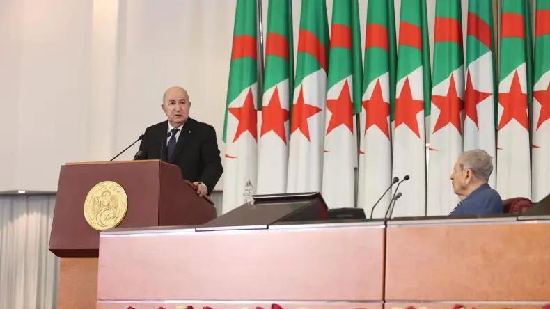 الرئيس تبون يجدد موقف الجزائر بشأن قضيتي فلسطين والصحراء الغربية الرئيس تبون يجدد موقف الجزائر بشأن قضيتي فلسطين والصحراء الغربية
