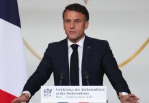 “تدخل سافر”.. الجزائر ترفض تصريحات ماكرون بقضية الكاتب صنصال "تدخل سافر".. الجزائر ترفض تصريحات ماكرون بقضية الكاتب صنصال