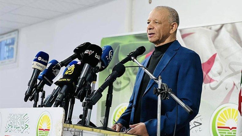 بن قرينة: المتربصون يحركهم الحقد والانزعاج من الجزائر الجديدة بن قرينة: المتربصون يحركهم الحقد والانزعاج من الجزائر الجديدة