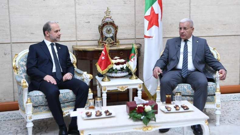 بوغالي يستقبل رئيس مجموعة الصداقة البرلمانية الجزائر – تركيا بوغالي يستقبل رئيس مجموعة الصداقة البرلمانية الجزائر – تركيا