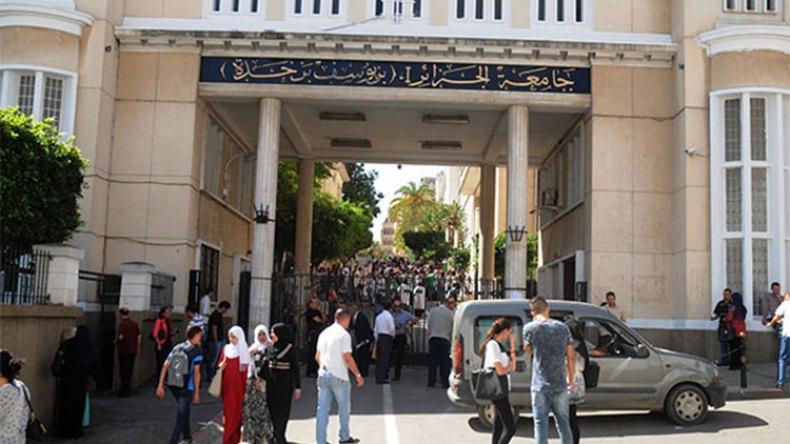المنظمات الطلابية ترحّب بقرارات رئيس الجمهورية المنظمات الطلابية ترحّب بقرارات رئيس الجمهورية