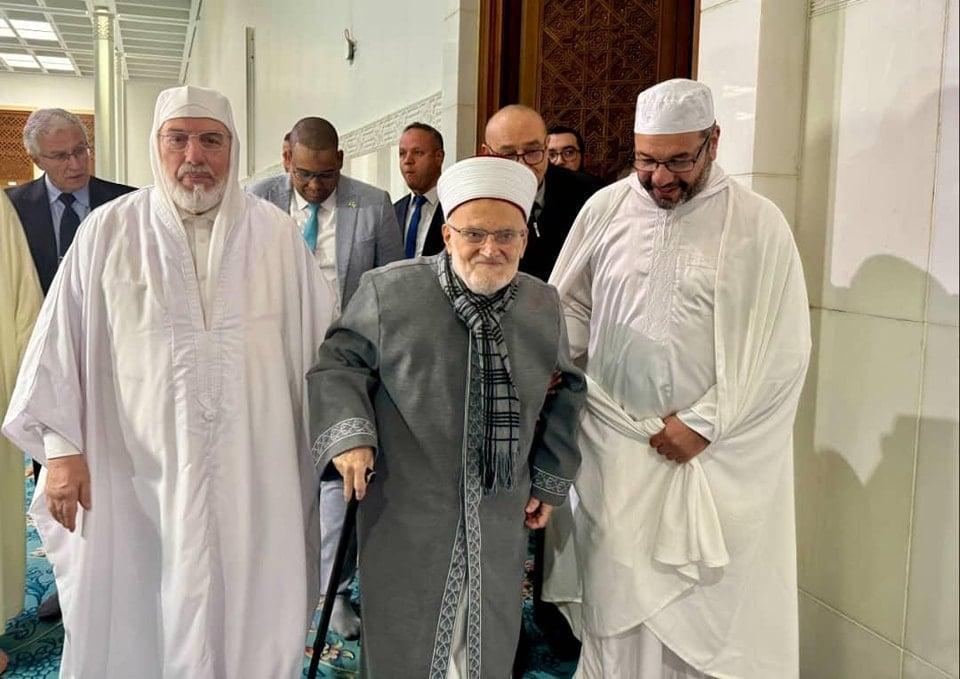 خطيب المسجد الأقصى في زيارة إلى الجزائر خطيب المسجد الأقصى في زيارة إلى الجزائر