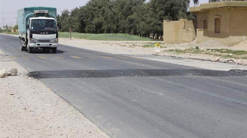 الممهلات العشوائية خطر يتهدّد السائقين والراجلين بالطرقات الممهلات العشوائية خطر يتهدّد السائقين والراجلين بالطرقات