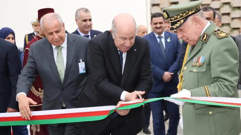 تبون يدشن بتيبازة ثاني أكبر محطة تحلية مياه البحر بالجزائر تبون يدشن بتيبازة ثاني أكبر محطة تحلية مياه البحر بالجزائر