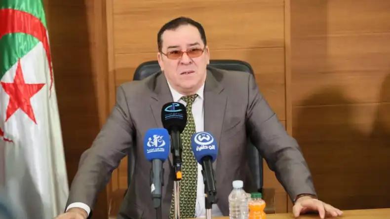 وزير الاتصال يؤكد على أهمية الموضوعية والمهارات الصحفية وزير الاتصال يؤكد على أهمية الموضوعية والمهارات الصحفية