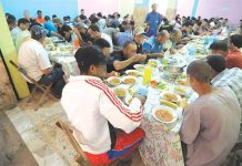 توقعات بتوزيع مليون وجبة عبر مطاعم الرحمة في باتنة توقعات بتوزيع مليون وجبة عبر مطاعم الرحمة في باتنة